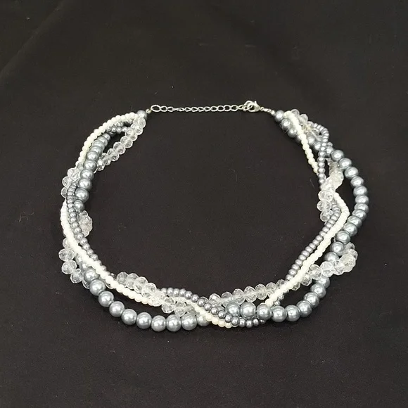 BEADED STATEMENT NECKLACE - Picture 7 of 7